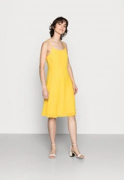 Anna Field STRAPPA FIT AND FLARE - Vestido Informal - Yellow, White, Mujer 8 Anna Field STRAPPA FIT AND FLARE - Vestido Informal - Yellow, White, Mujer -Anna Field Moda 0b5b41d2c83a4d0998d48f3b24ab5ccf