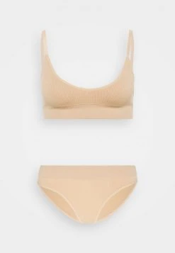Anna Field Rib Seamless Set - Top - Tan, Mujer 11 Anna Field Rib Seamless Set - Top - Tan, Mujer -Anna Field Moda 30d3265f79f34f15be6e0adf6ee232b2