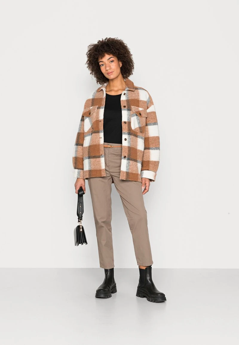 Anna Field Pantalones Chinos - Taupe, Mujer 4 Anna Field Pantalones Chinos - Taupe, Mujer - Imagen 2