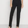 Anna Field STRAIGHT LEG - Vaqueros Rectos - Black Denim, Mujer -Anna Field Moda d475e43e83294c7c8bb967f77f06ab1e