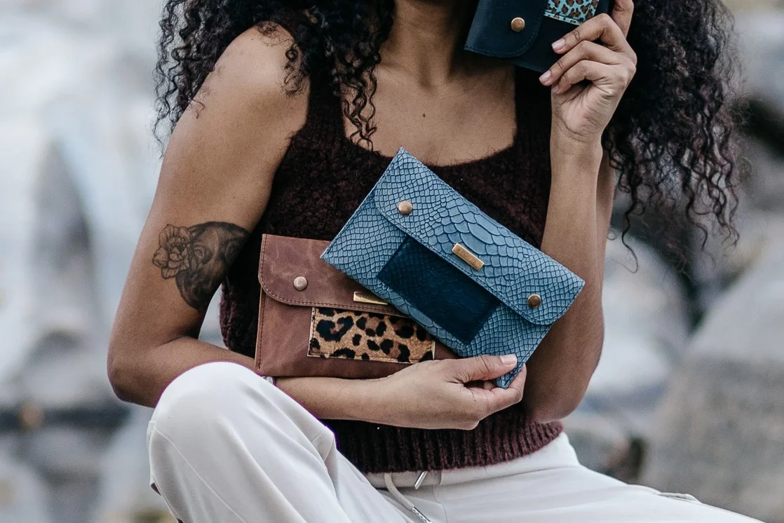 Anna Field Moda 39 Anna Field Moda -Anna Field Moda monedero artesanal de piel cartera de piel azul colores leonikapiel monedero artesano de cuero de moda para mujer leonika piel 4 2